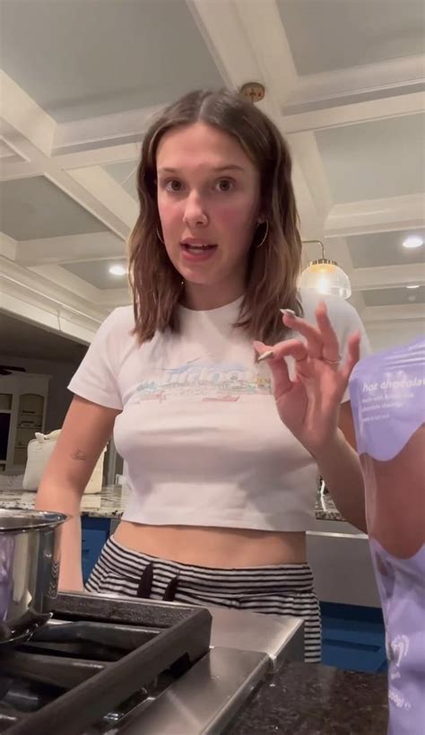 millie bobby brown desnuda|Braless Millie (full video) : r/MillieBobbyBrownHQ .